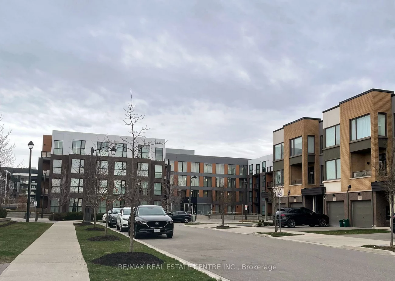 150, Sabina, 1008 - GO Glenorchy, Oakville