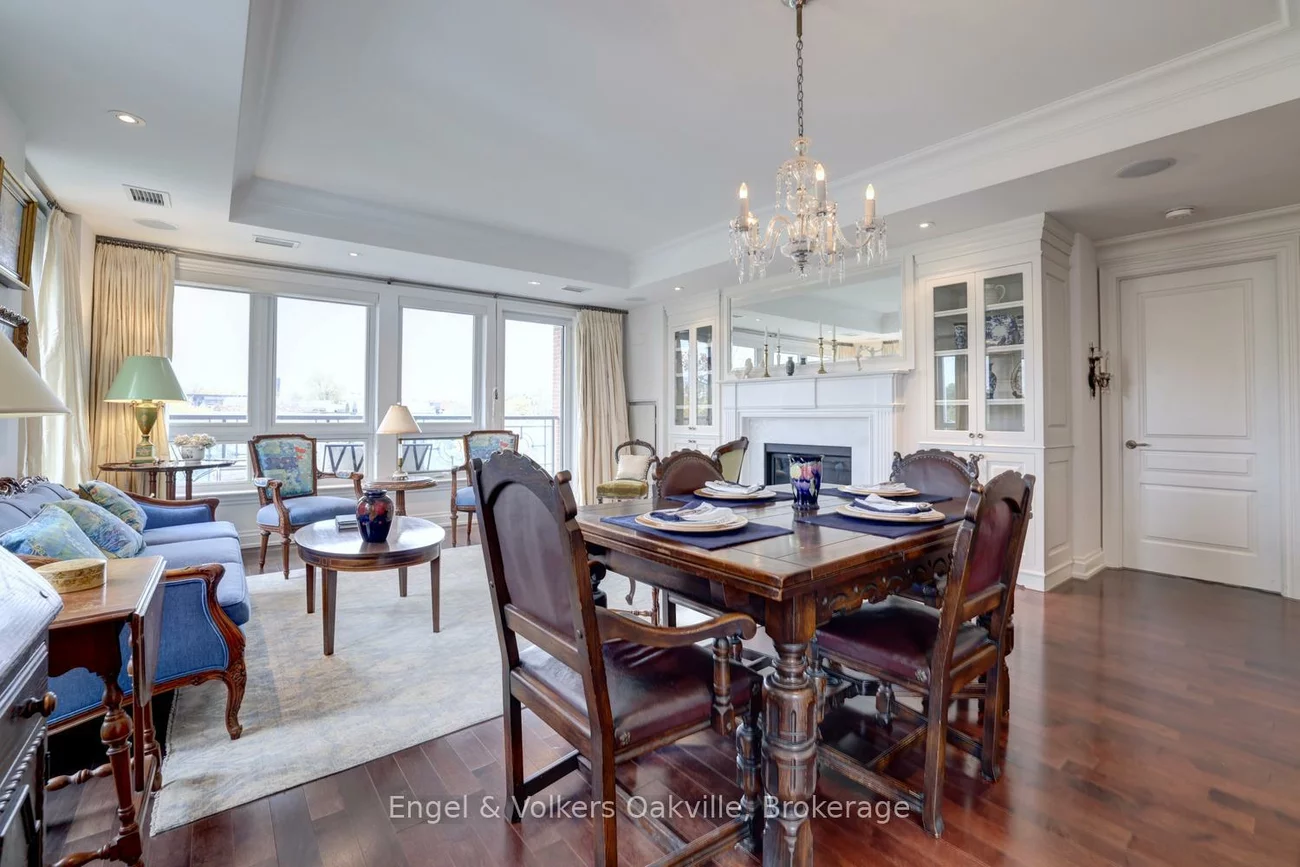 111, Forsythe, 1002 - CO Central, Oakville