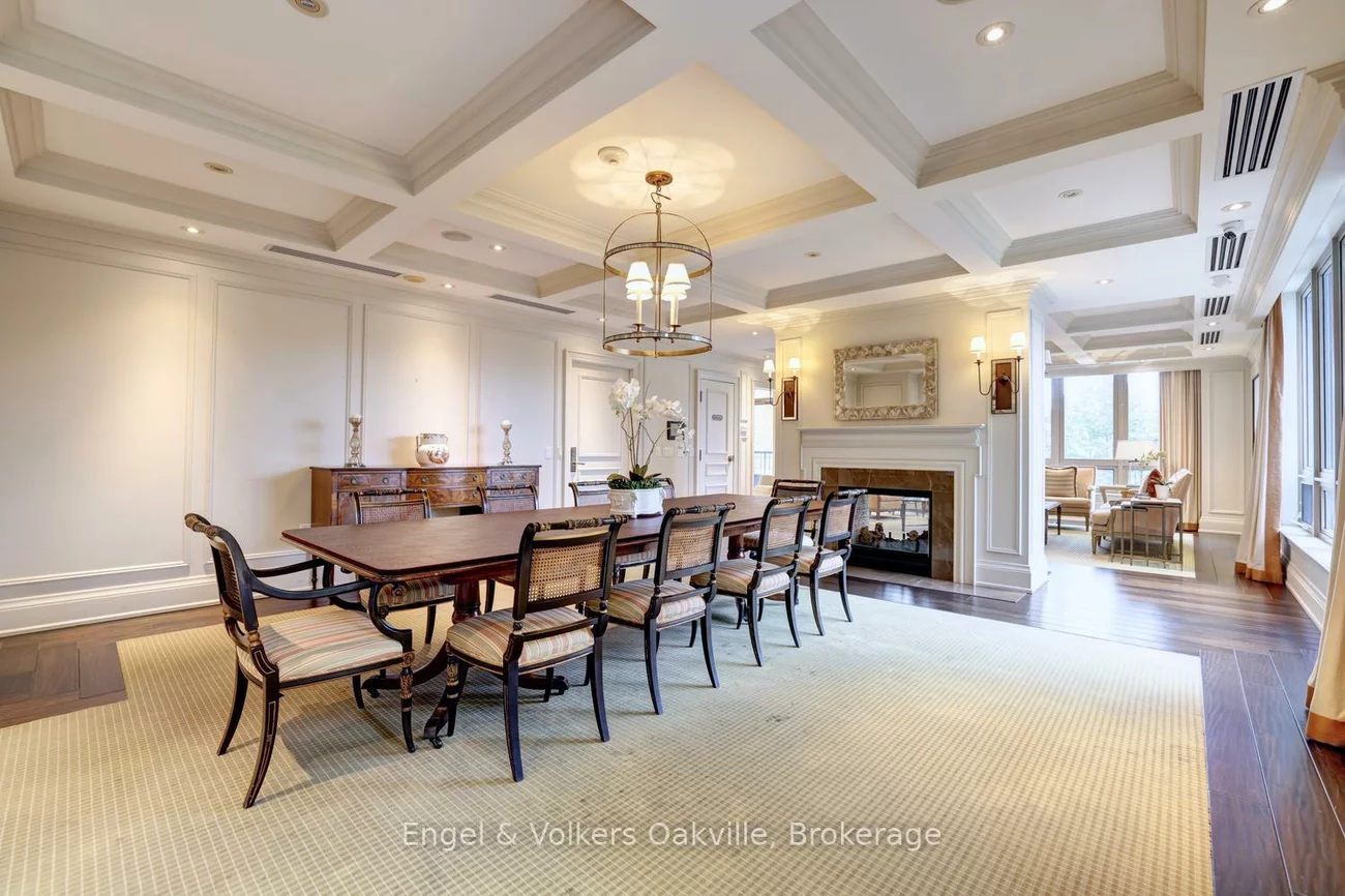 111, Forsythe, 1002 - CO Central, Oakville