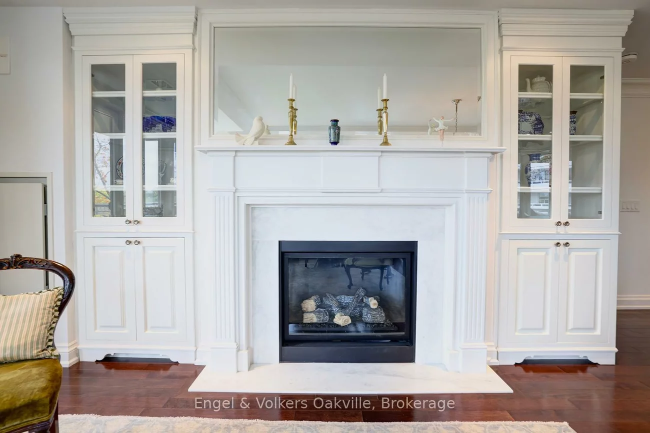 111, Forsythe, 1002 - CO Central, Oakville