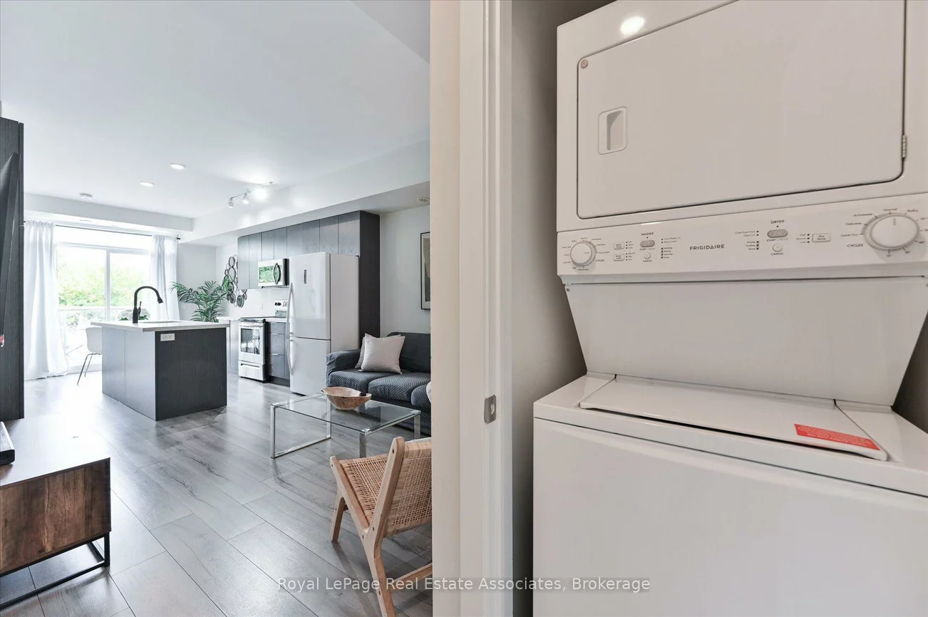 3058, Sixth, 1008 - GO Glenorchy, Oakville