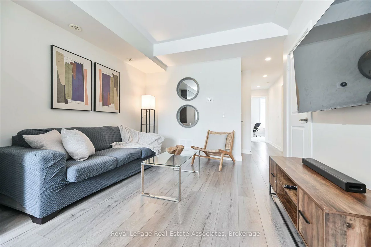 3058, Sixth, 1008 - GO Glenorchy, Oakville