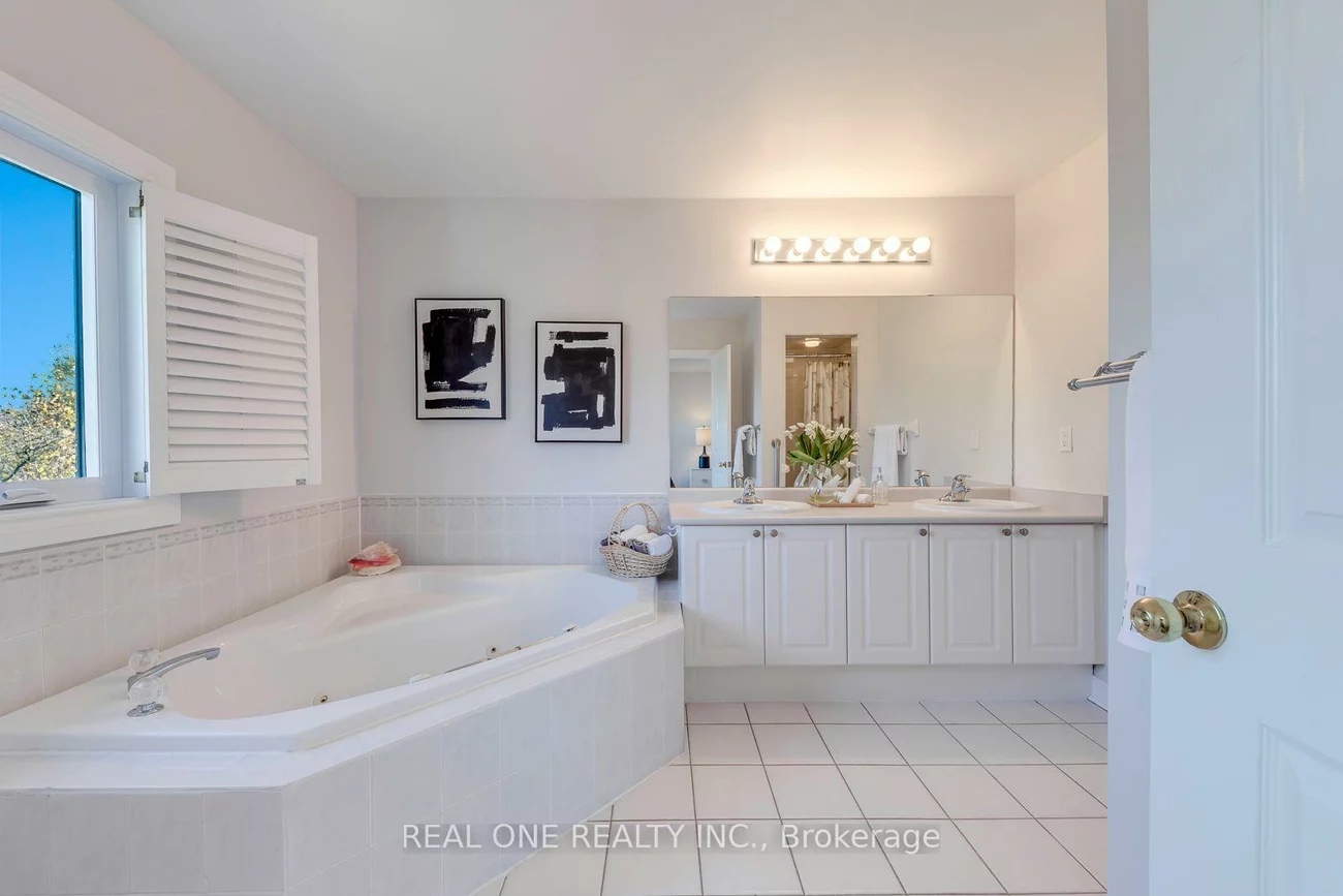 2250, Rockingham, 1009 - JC Joshua Creek, Oakville