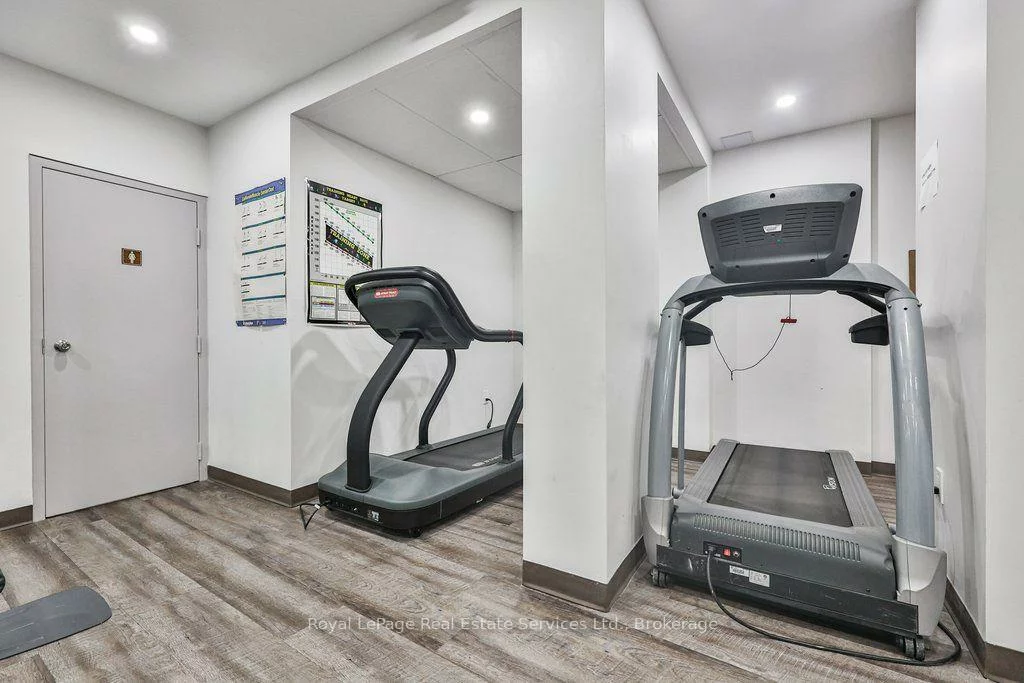 1240, Marlborough, 1003 - CP College Park, Oakville