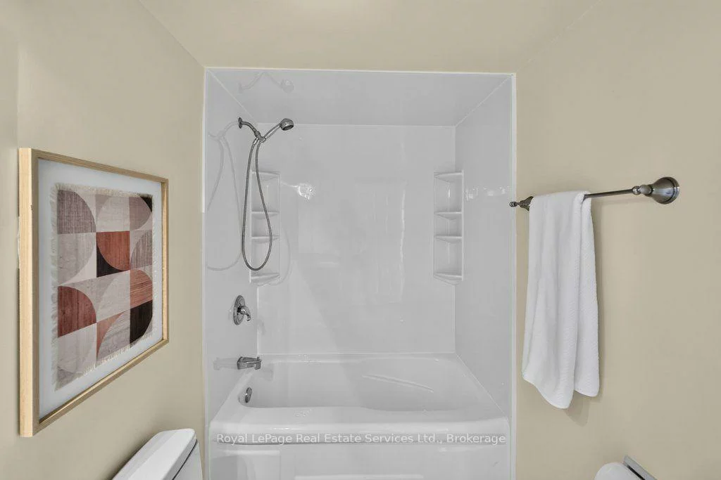 1240, Marlborough, 1003 - CP College Park, Oakville