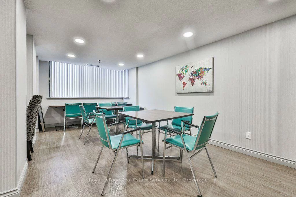 1240, Marlborough, 1003 - CP College Park, Oakville