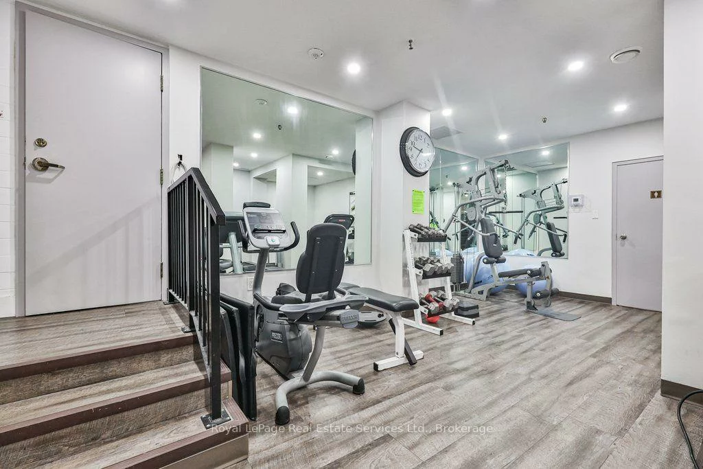 1240, Marlborough, 1003 - CP College Park, Oakville