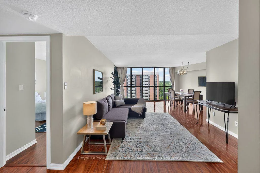 1240, Marlborough, 1003 - CP College Park, Oakville