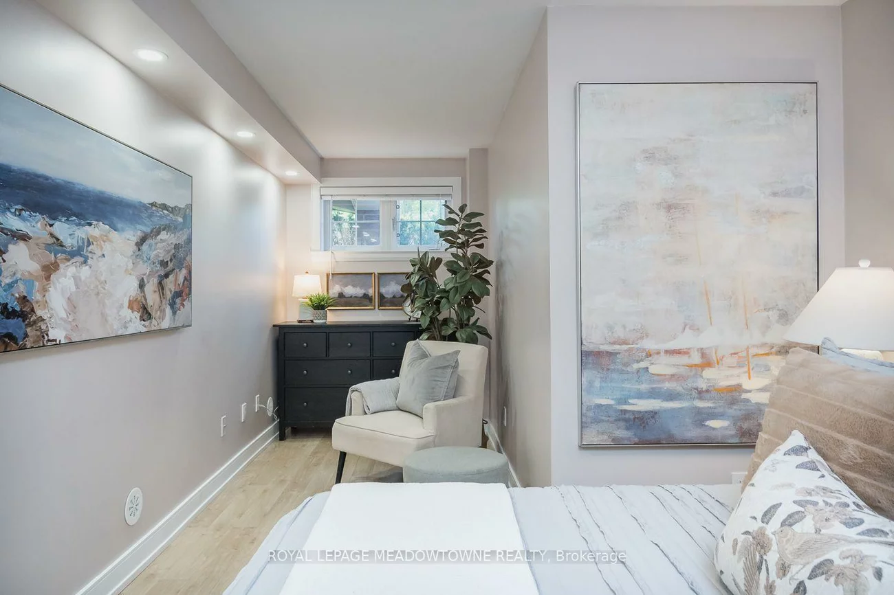 2563, Sixth, 1015 - RO River Oaks, Oakville