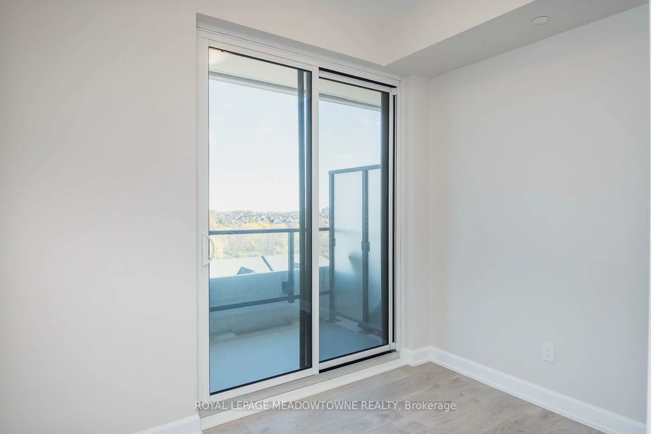 3220, William Coltson, 1010 - JM Joshua Meadows, Oakville