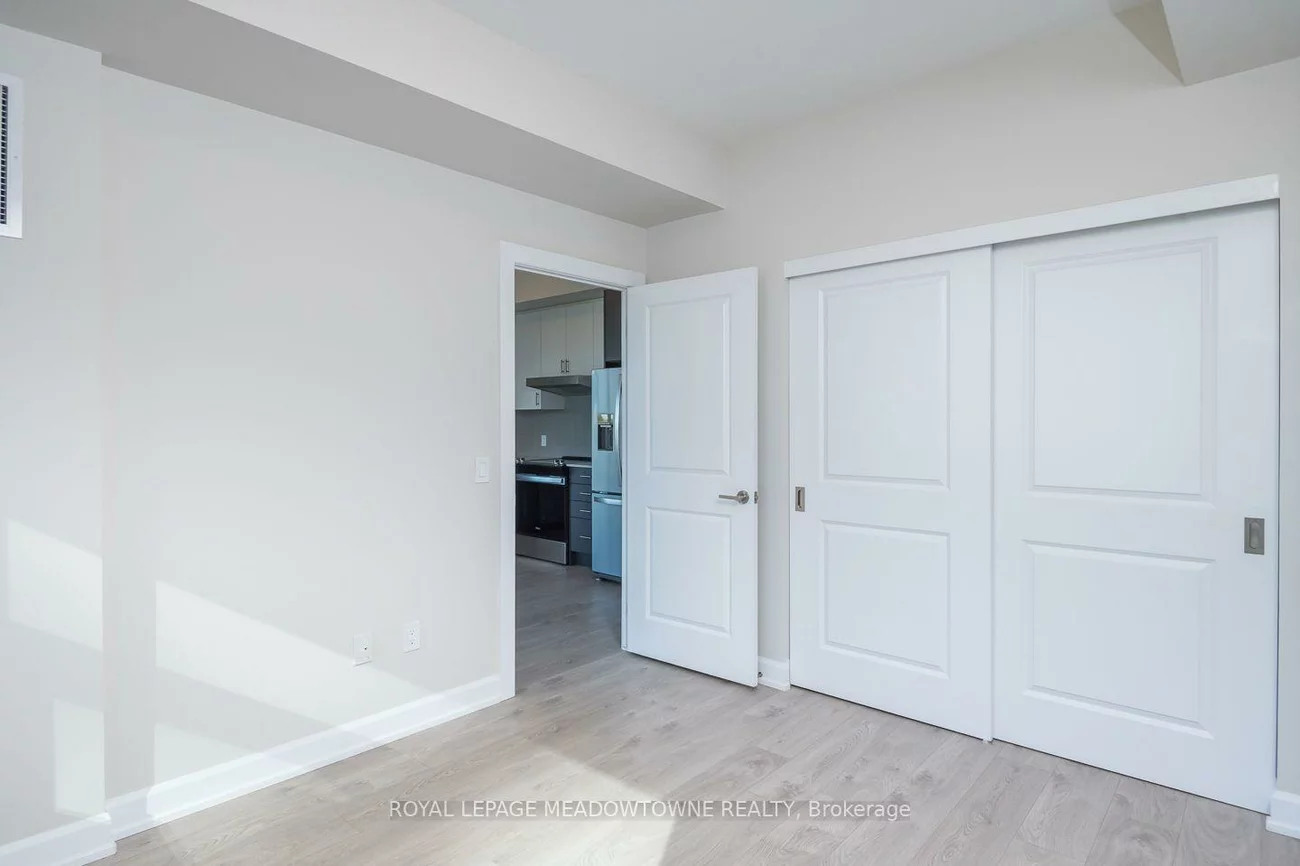3220, William Coltson, 1010 - JM Joshua Meadows, Oakville
