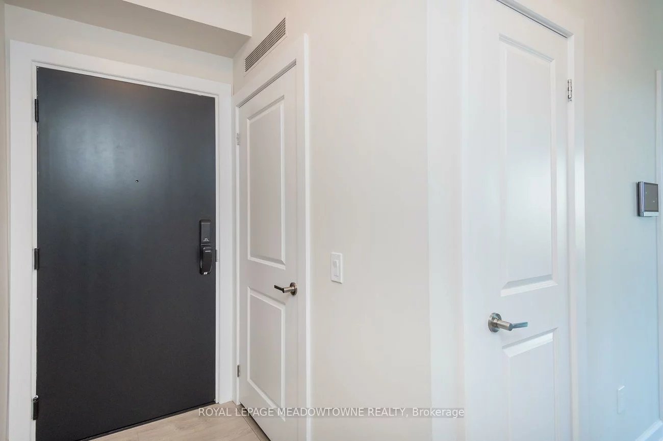 3220, William Coltson, 1010 - JM Joshua Meadows, Oakville