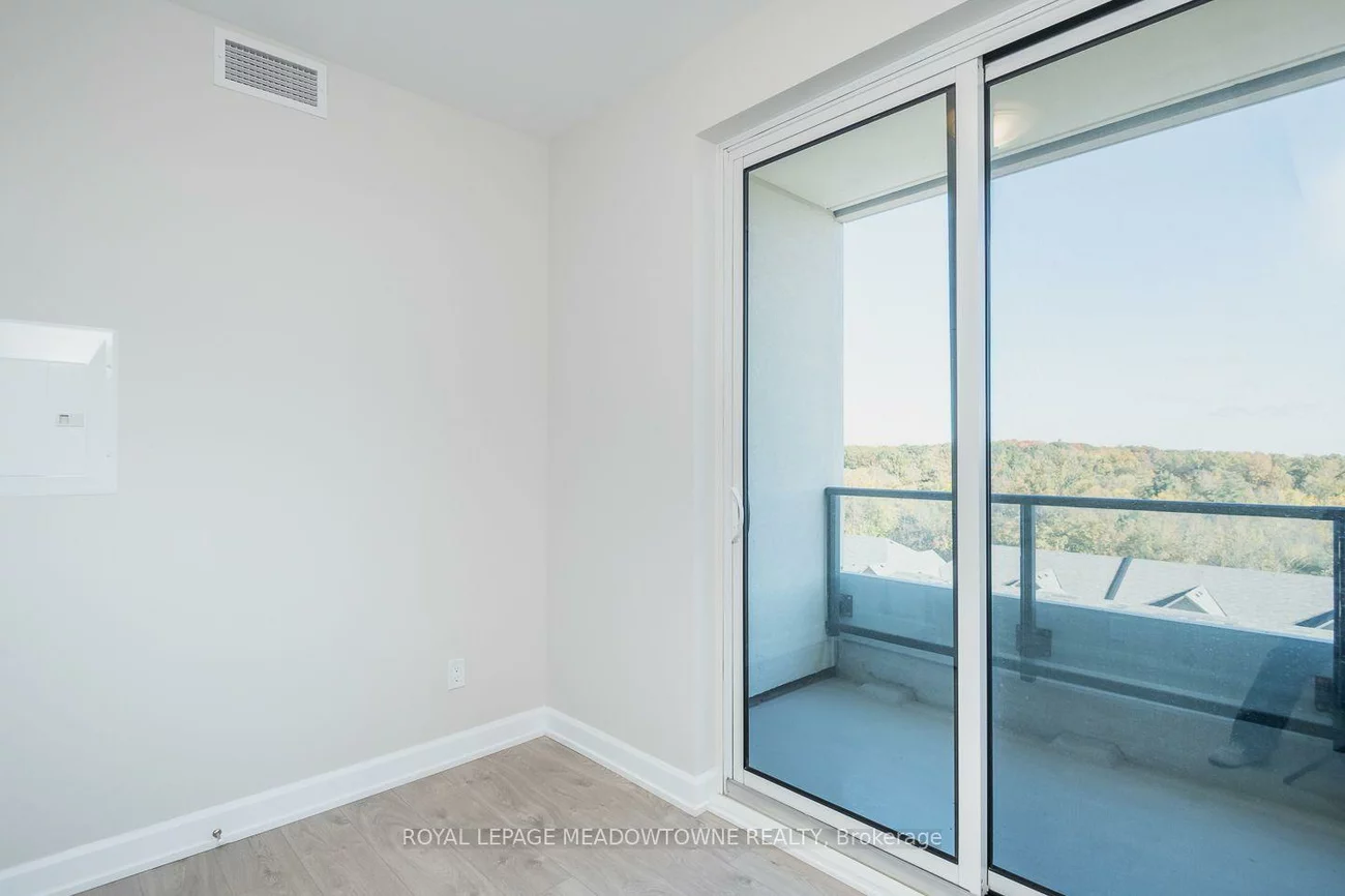 3220, William Coltson, 1010 - JM Joshua Meadows, Oakville