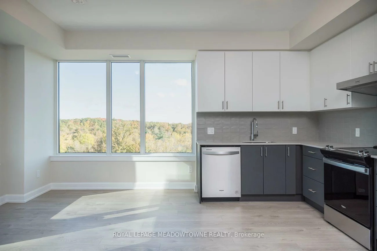 3220, William Coltson, 1010 - JM Joshua Meadows, Oakville