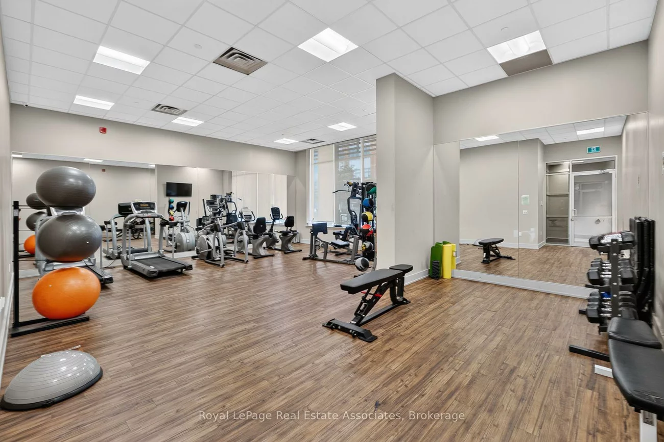 216, Oak Park, 1015 - RO River Oaks, Oakville