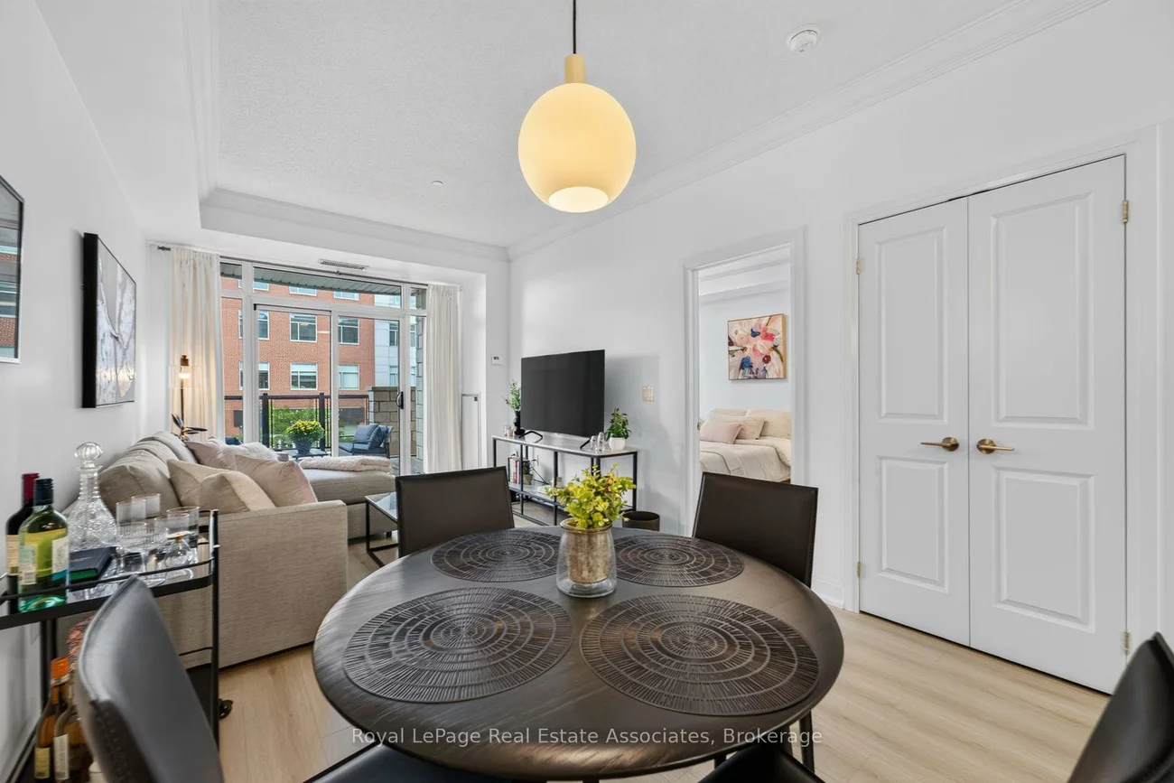 216, Oak Park, 1015 - RO River Oaks, Oakville