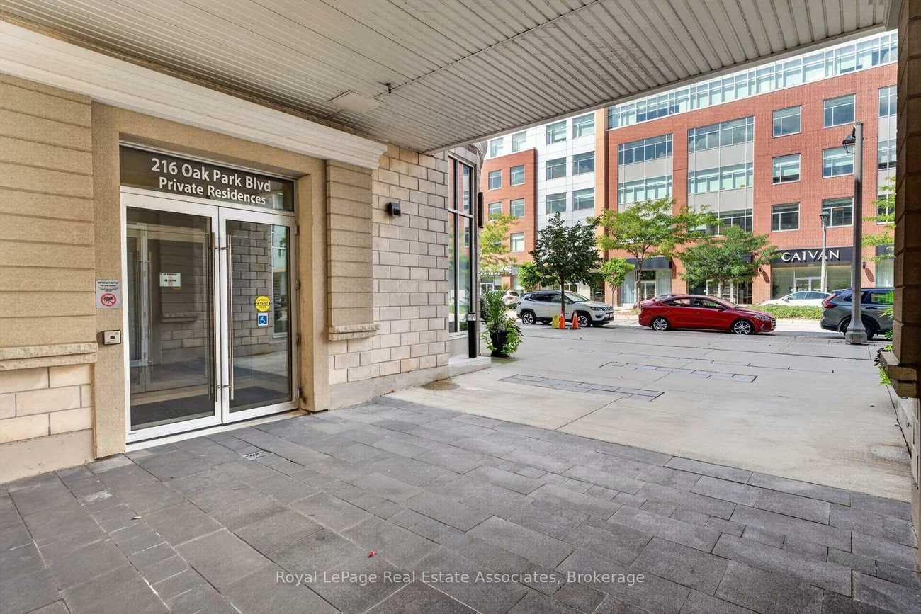 216, Oak Park, 1015 - RO River Oaks, Oakville
