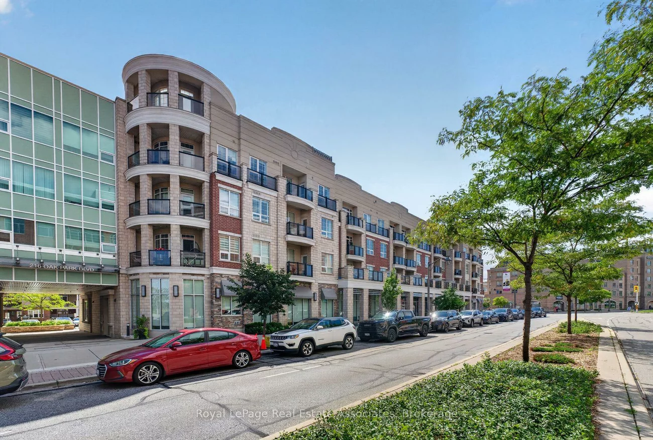 216, Oak Park, 1015 - RO River Oaks, Oakville
