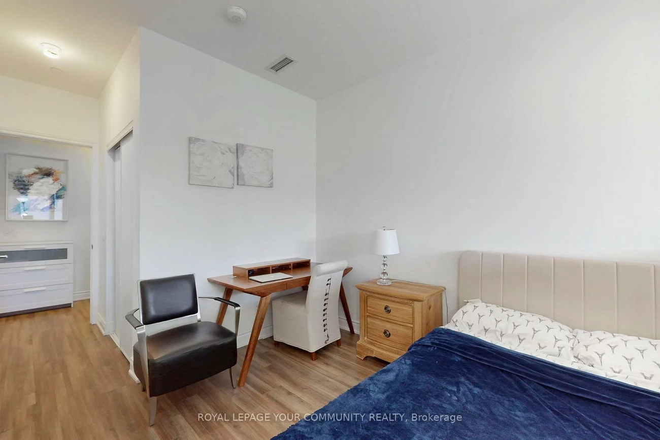 9618, Yonge, North Richvale, Richmond Hill