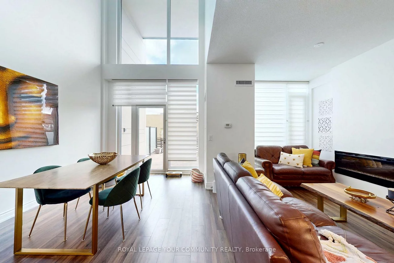 9618, Yonge, North Richvale, Richmond Hill