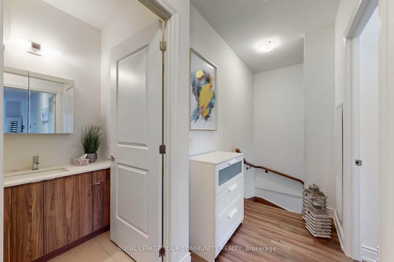 9618, Yonge, North Richvale, Richmond Hill