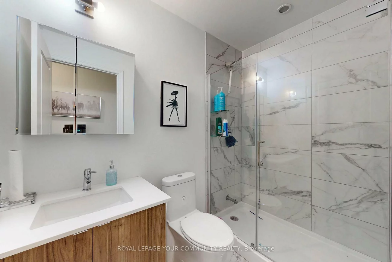 9618, Yonge, North Richvale, Richmond Hill