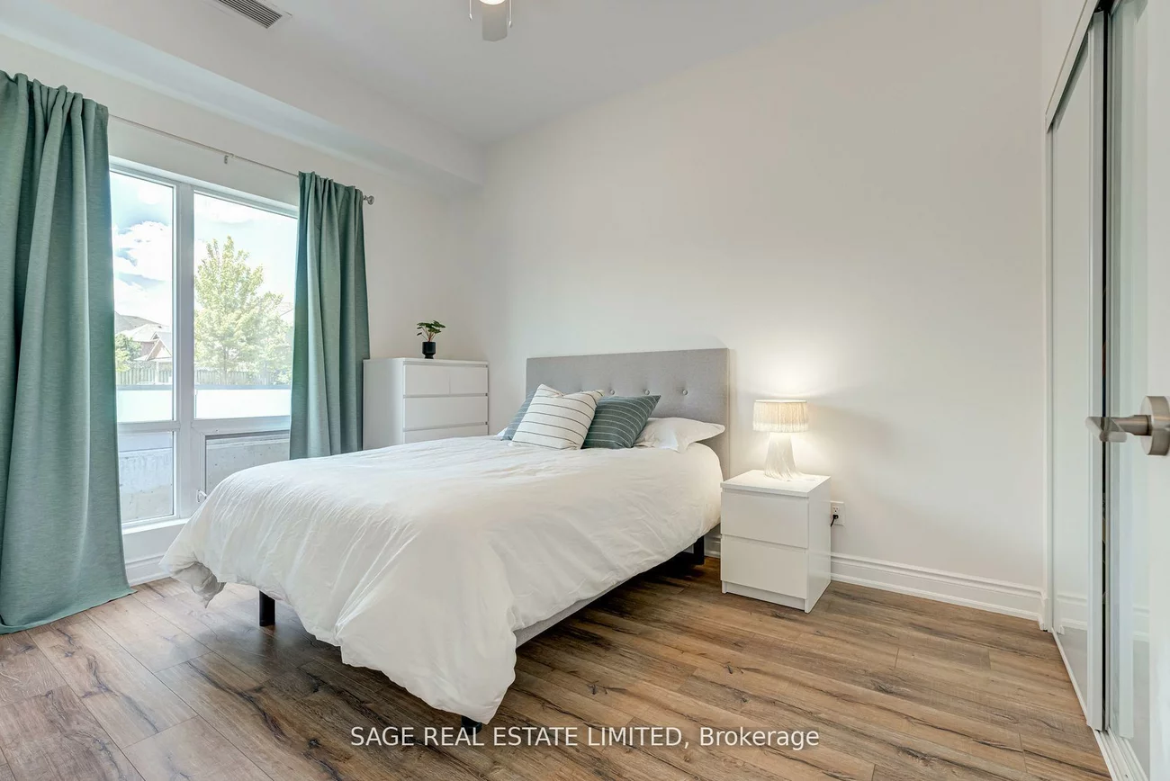 9090, Yonge, South Richvale, Richmond Hill