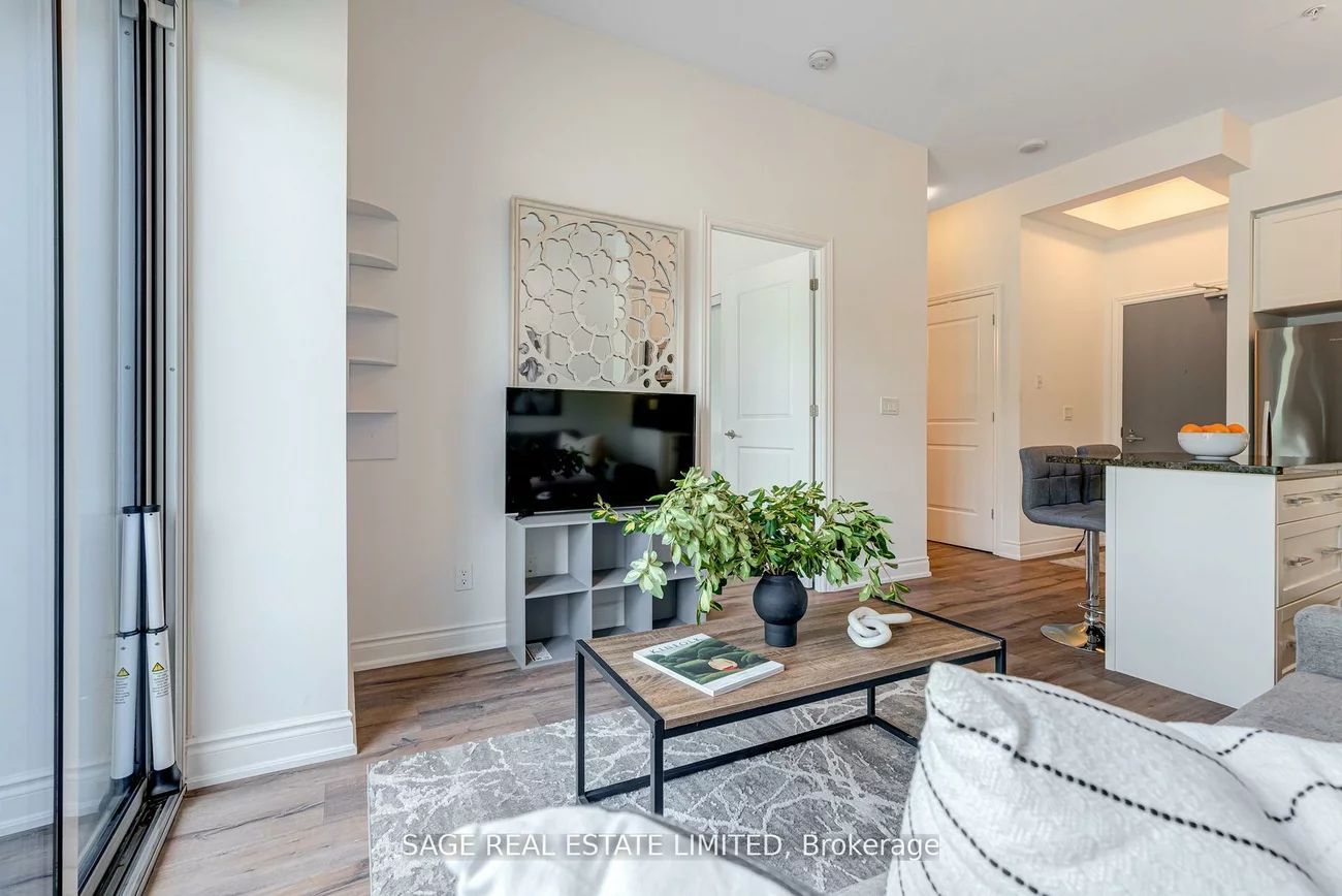 9090, Yonge, South Richvale, Richmond Hill