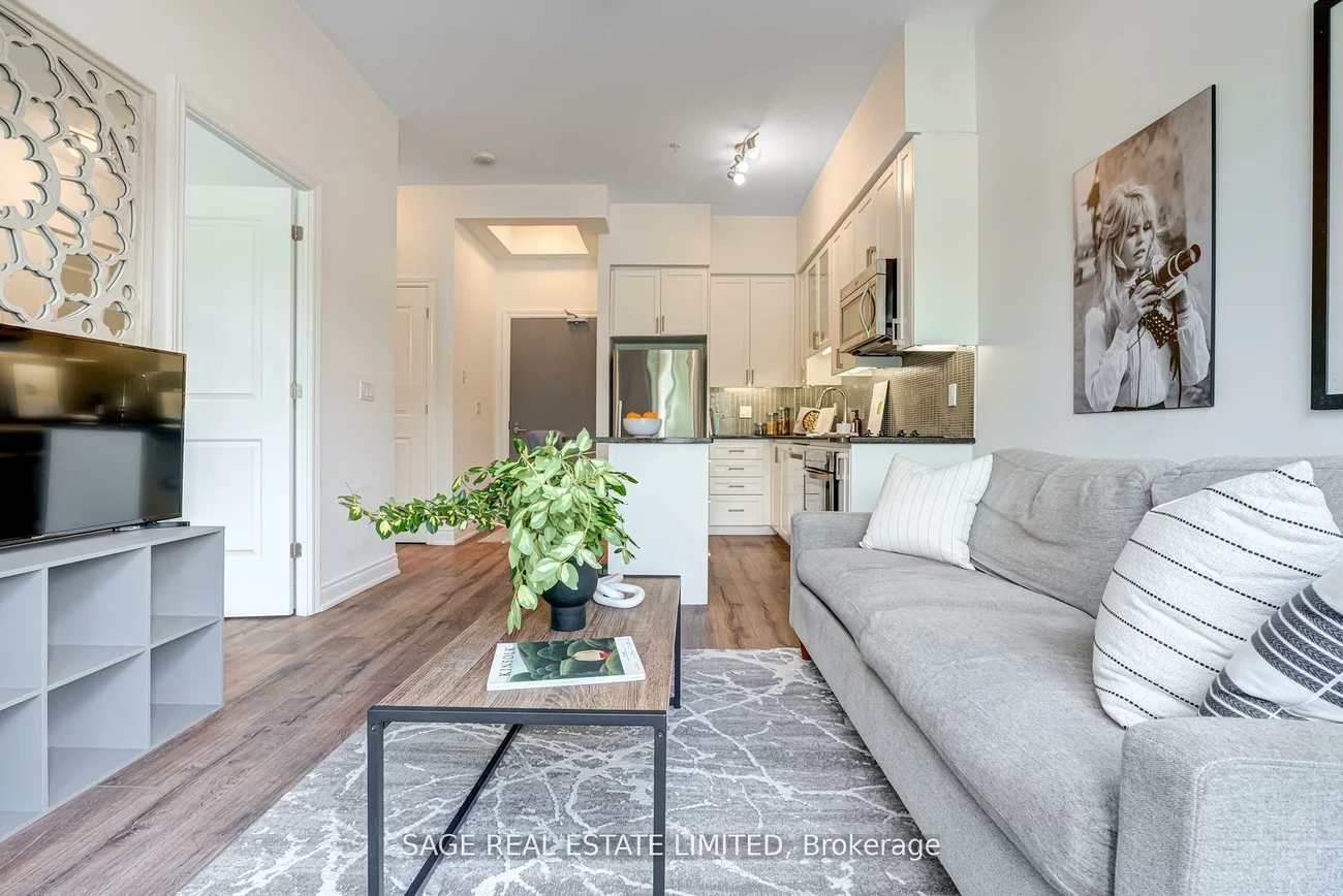 9090, Yonge, South Richvale, Richmond Hill