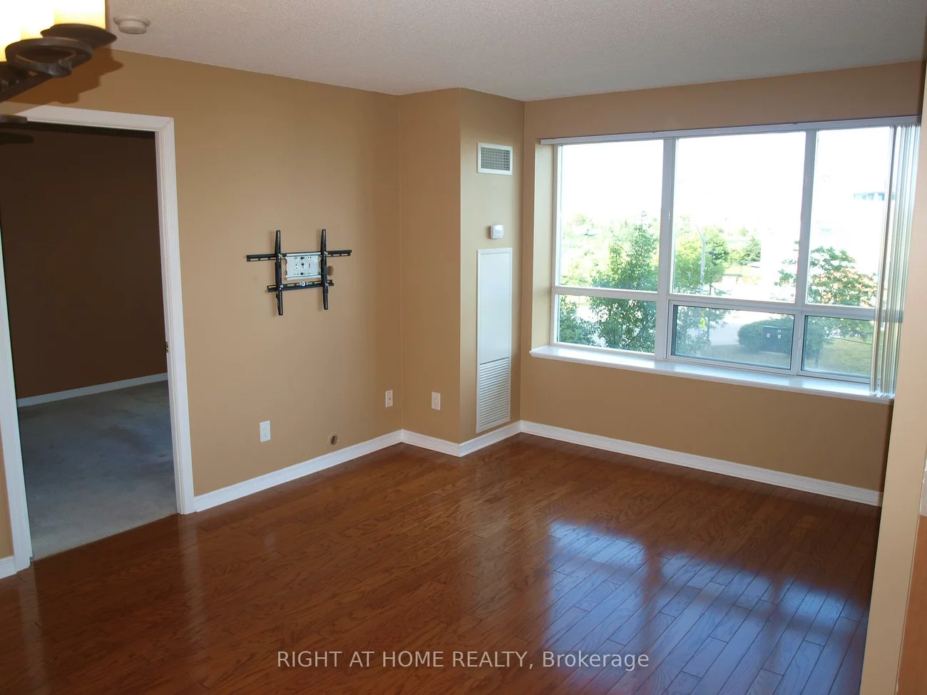 11, Oneida, Langstaff, Richmond Hill