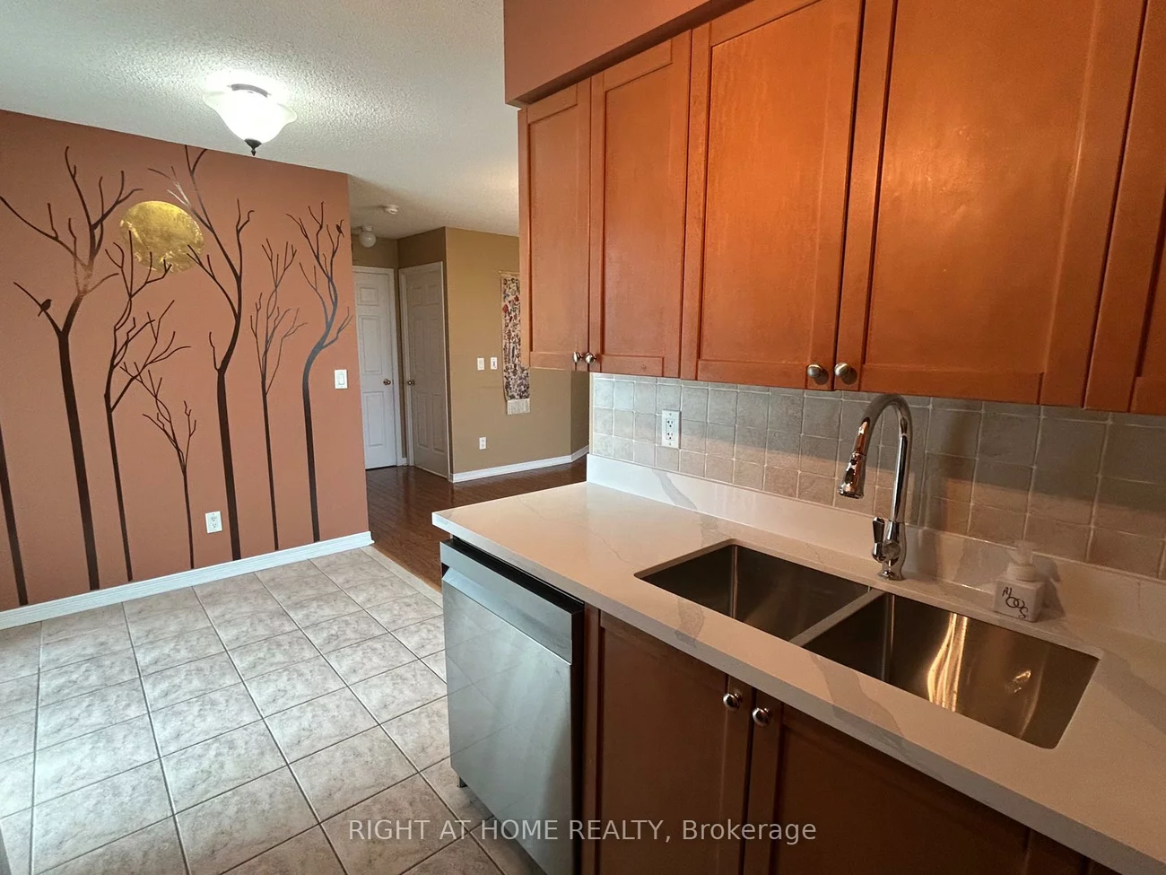 11, Oneida, Langstaff, Richmond Hill