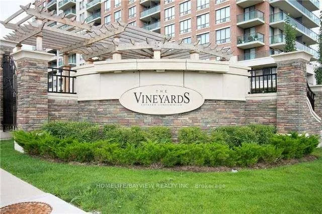 350, Red Maple, Langstaff, Richmond Hill