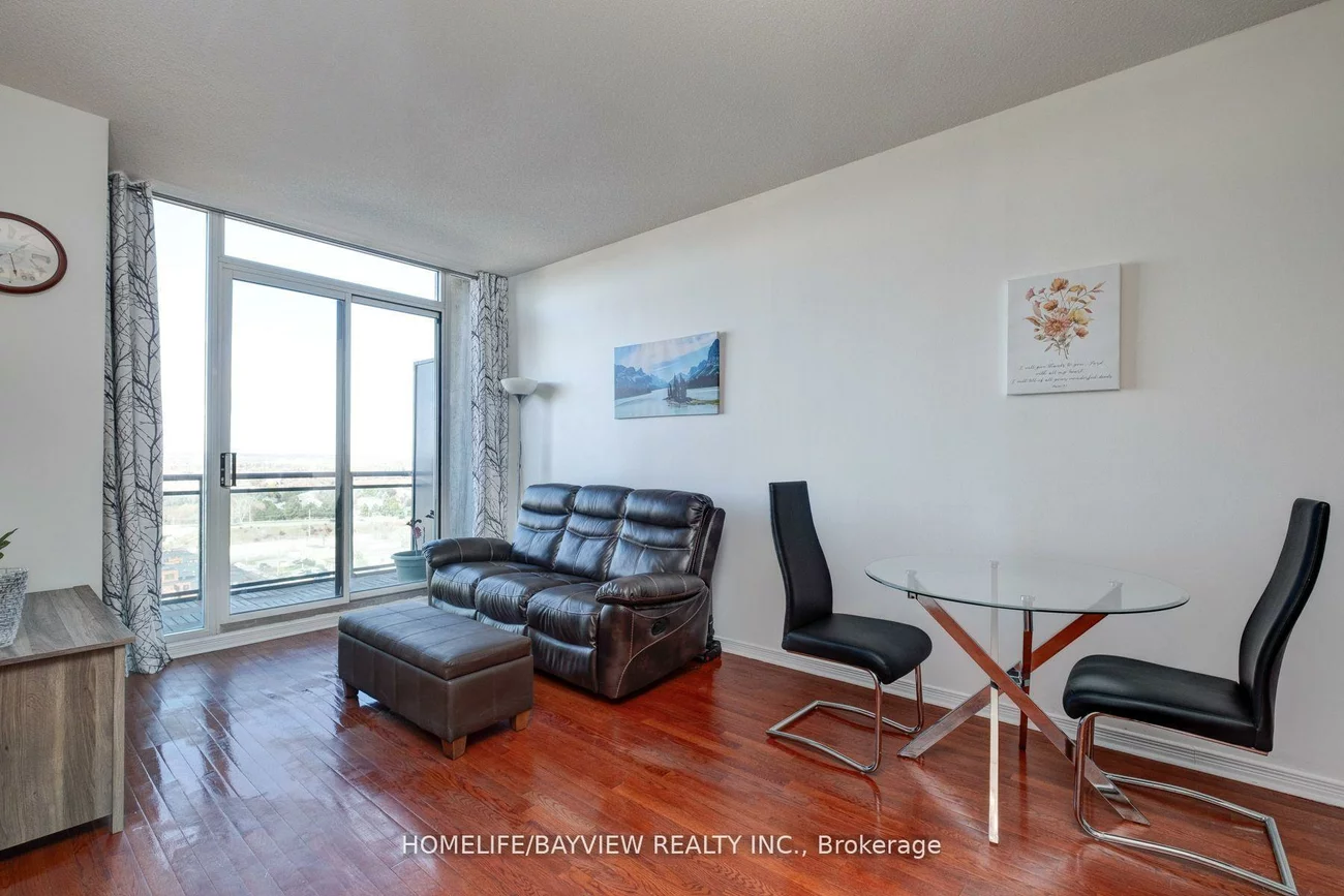 350, Red Maple, Langstaff, Richmond Hill
