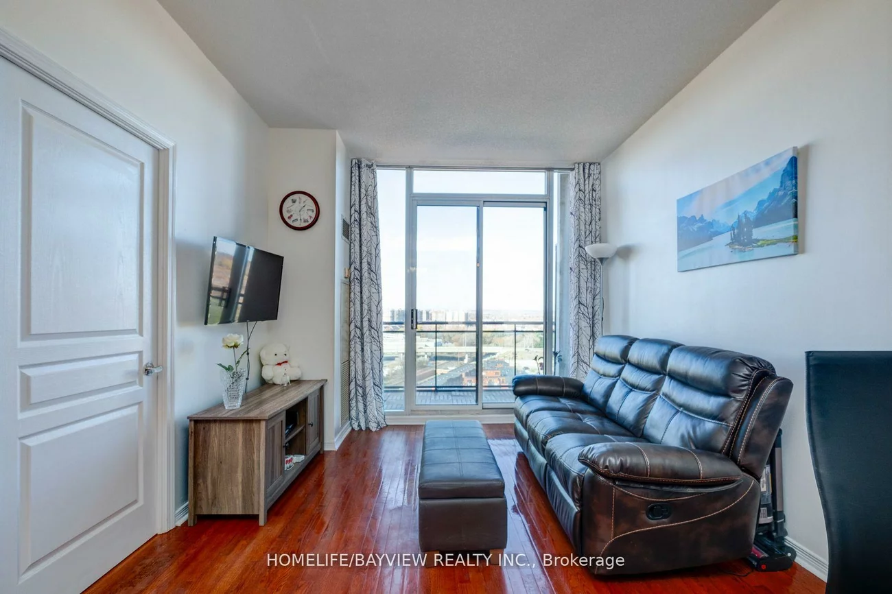 350, Red Maple, Langstaff, Richmond Hill