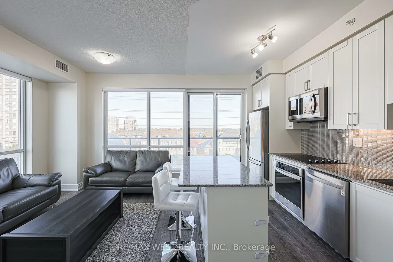 9088, Yonge, South Richvale, Richmond Hill