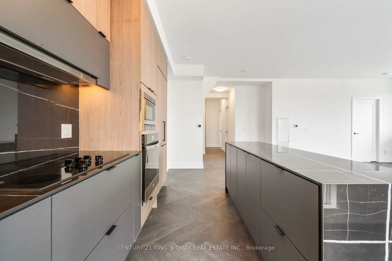 8888, Yonge, South Richvale, Richmond Hill