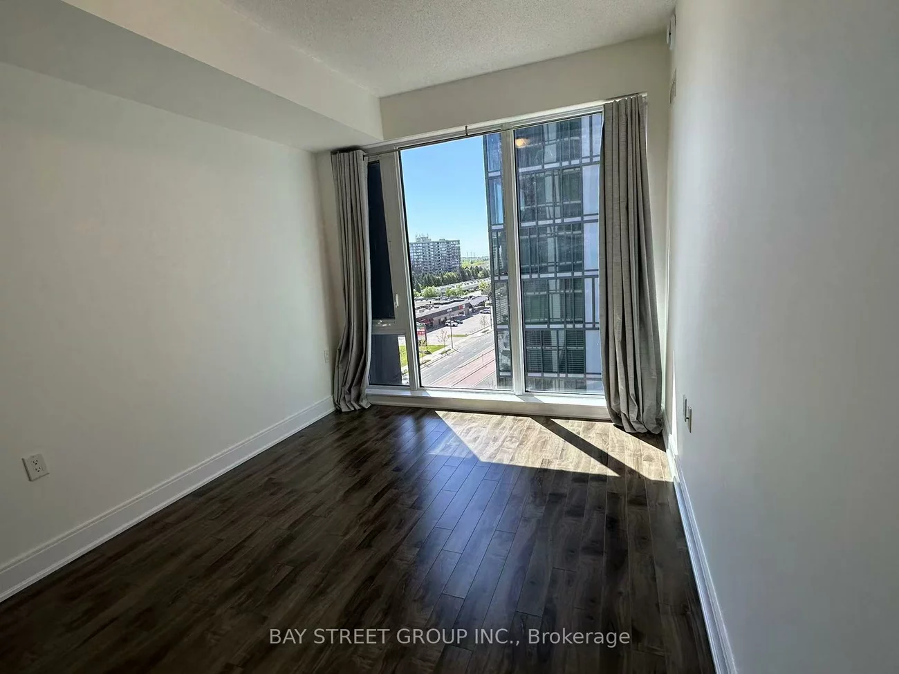 9608, Yonge, North Richvale, Richmond Hill
