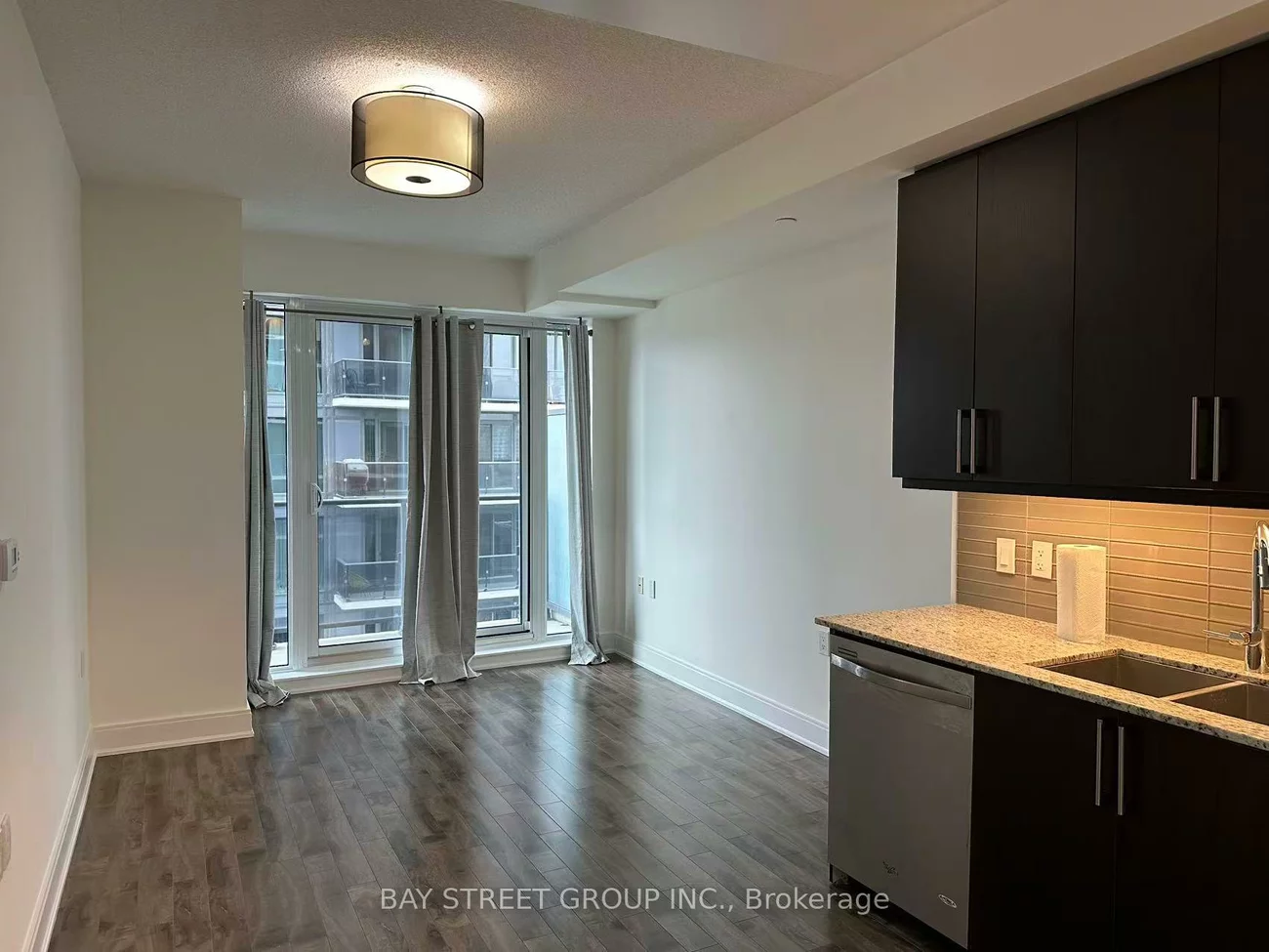 9608, Yonge, North Richvale, Richmond Hill