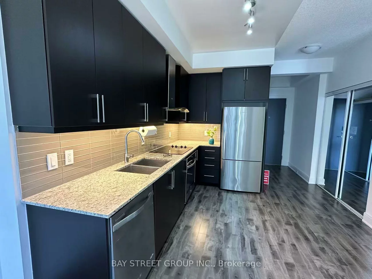 9608, Yonge, North Richvale, Richmond Hill