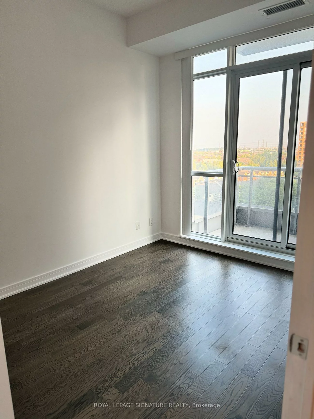 9205, Yonge, Langstaff, Richmond Hill