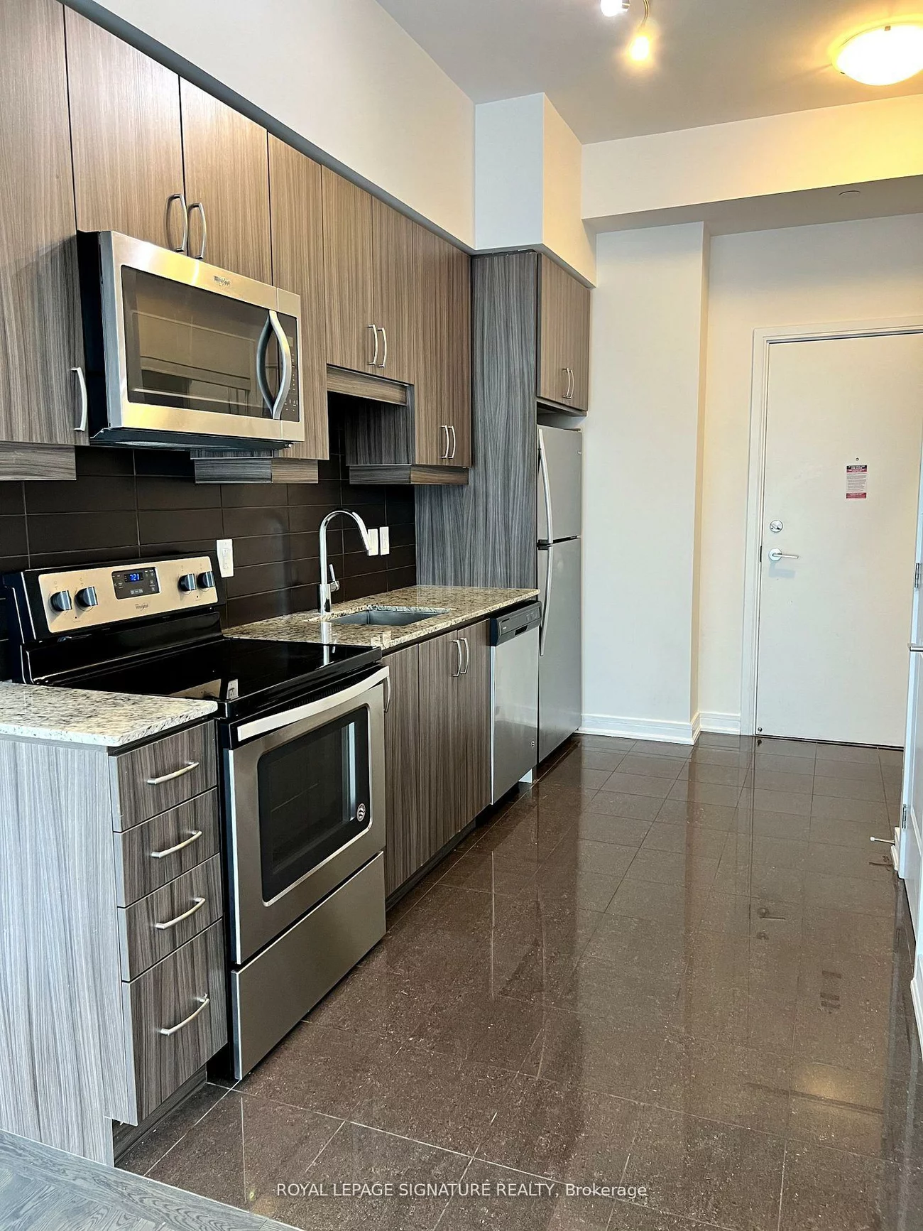 9205, Yonge, Langstaff, Richmond Hill