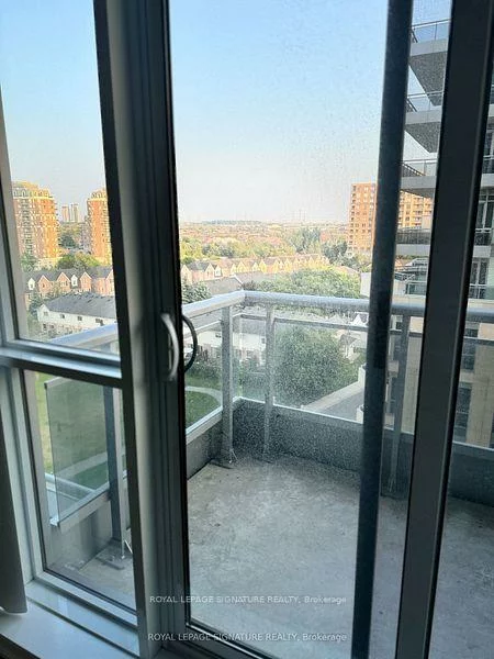 9205, Yonge, Langstaff, Richmond Hill