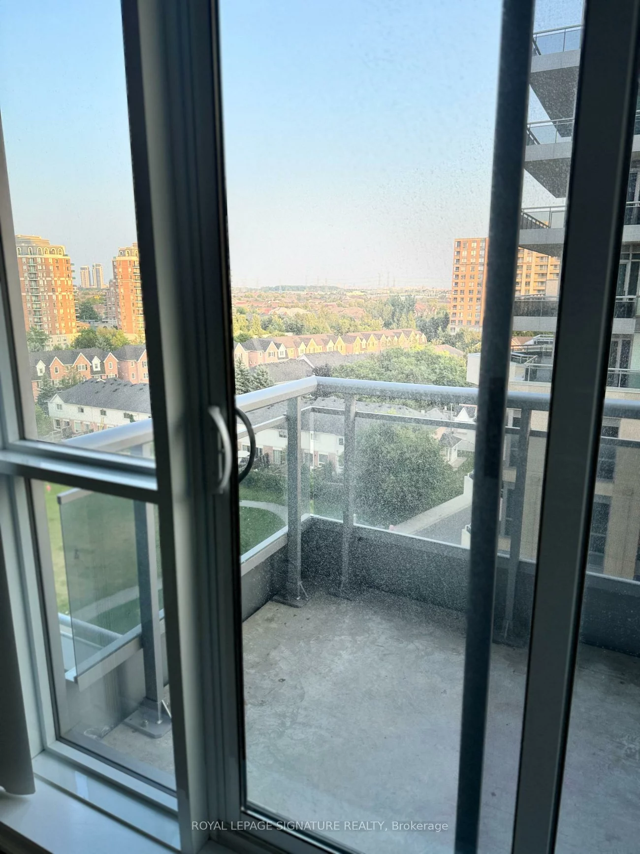 9205, Yonge, Langstaff, Richmond Hill