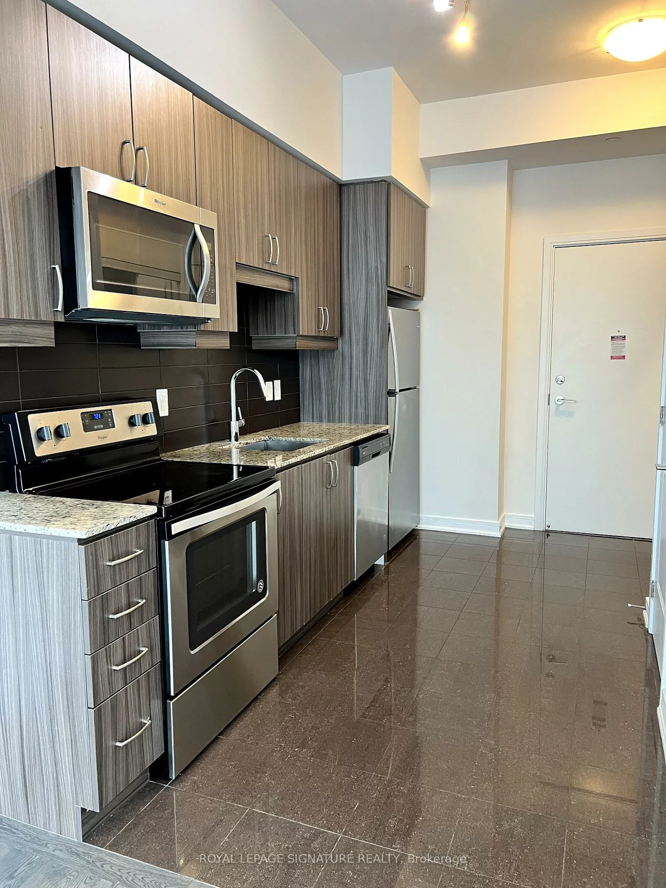9205, Yonge, Langstaff, Richmond Hill