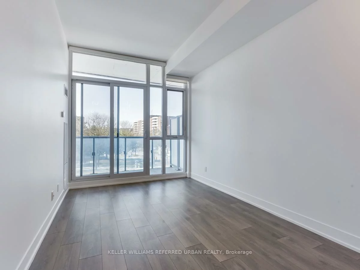 9471, Yonge, Observatory, Richmond Hill