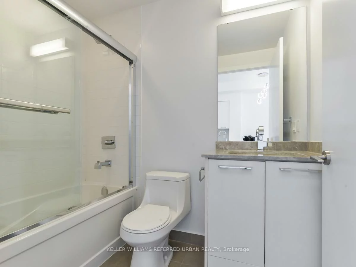 9471, Yonge, Observatory, Richmond Hill