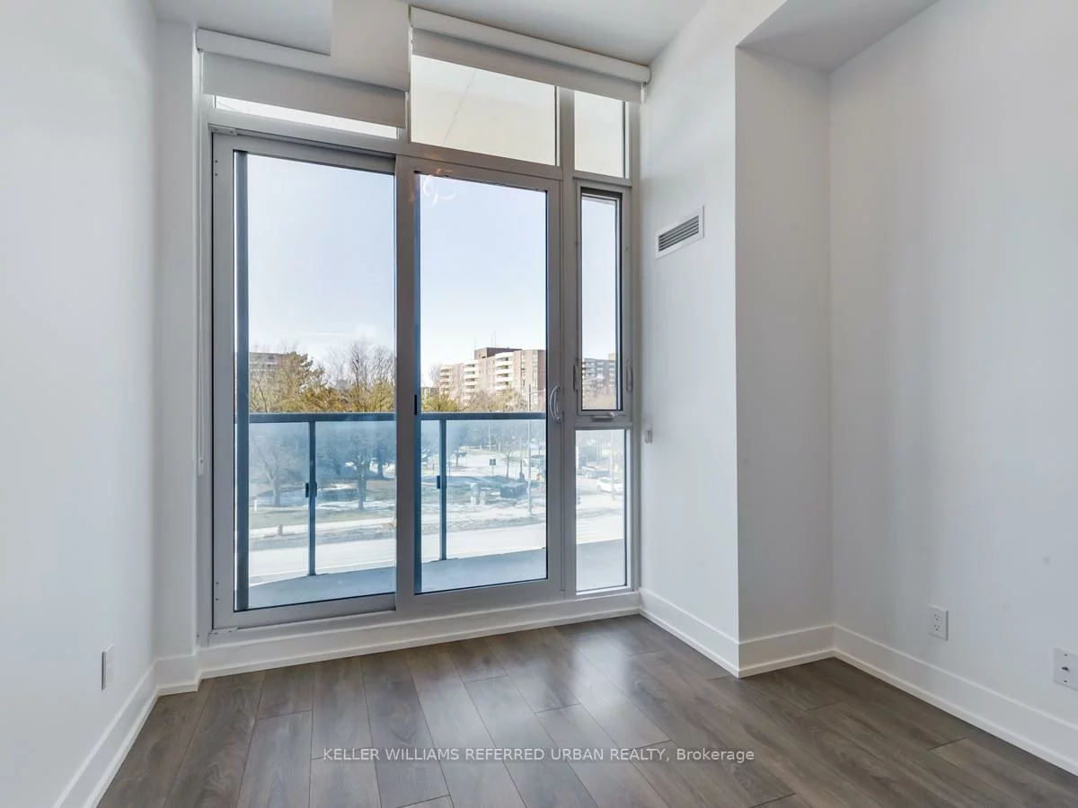 9471, Yonge, Observatory, Richmond Hill
