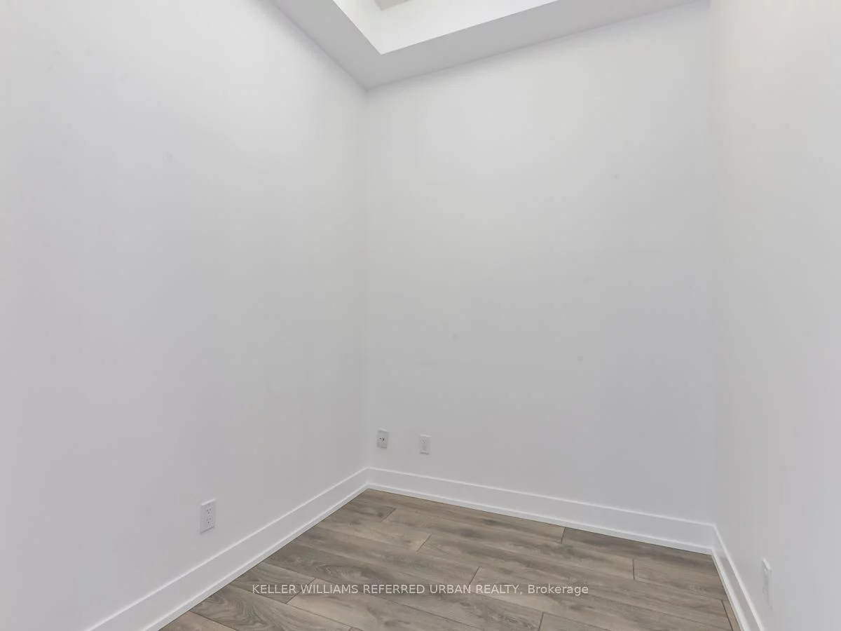 9471, Yonge, Observatory, Richmond Hill