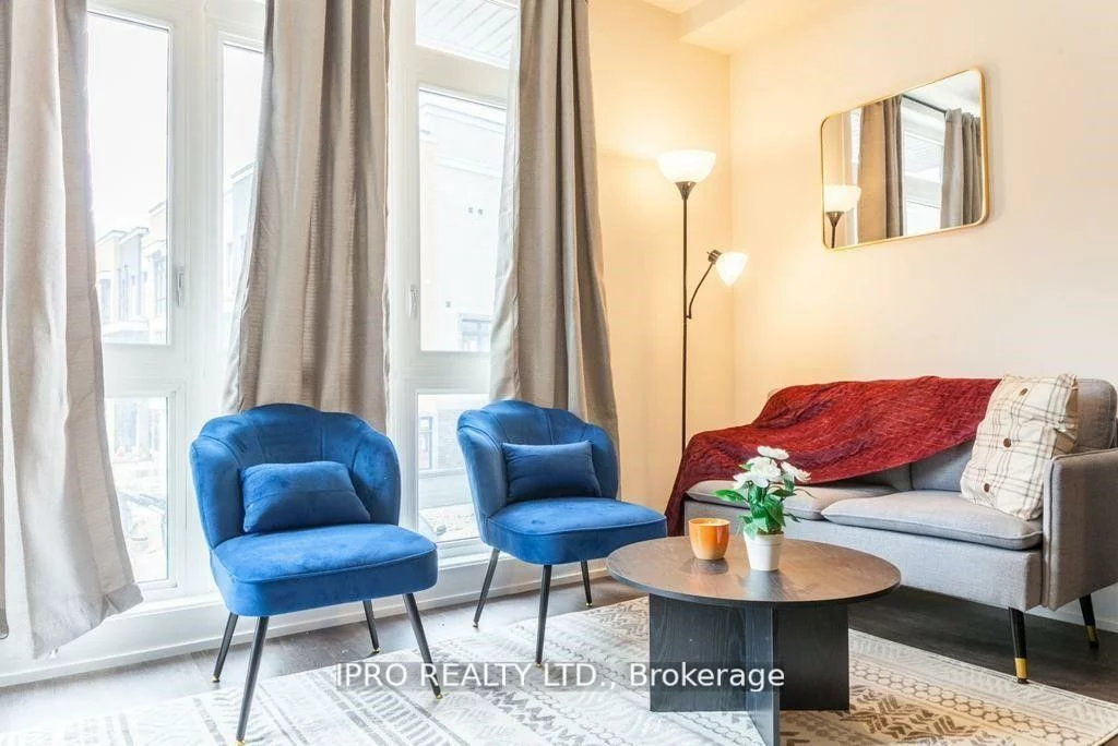 12868, Yonge, Oak Ridges, Richmond Hill