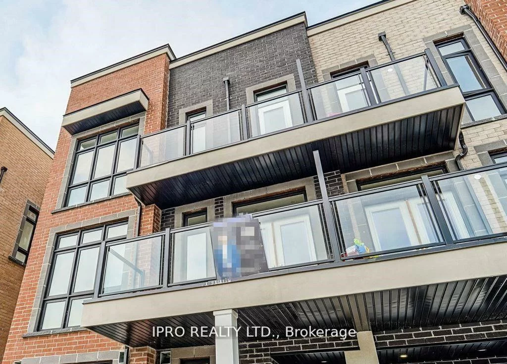 12868, Yonge, Oak Ridges, Richmond Hill
